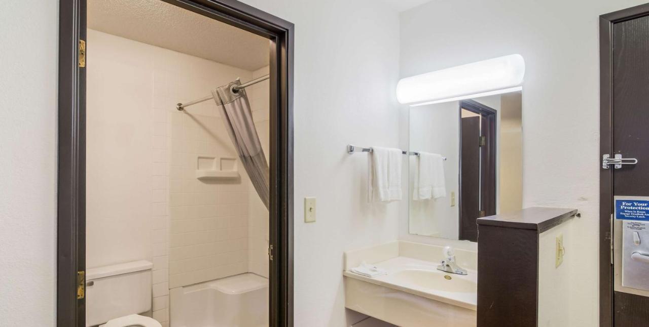 Motel 6-Fargo, Nd - South Eksteriør bilde